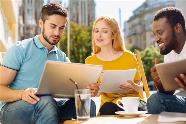 b血型怎么拍马屁