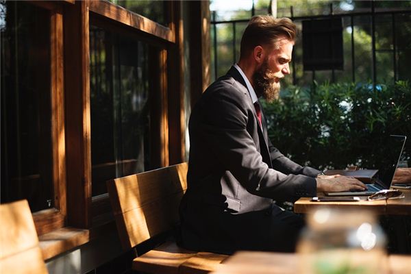 梦见老板是什么意思 梦见老板是什么意思