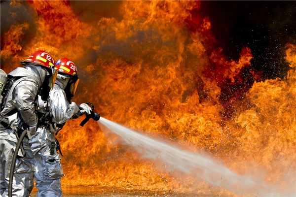 梦见扑火是什么意思 梦见扑火是什么意思