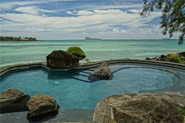 梦见水池是什么意思 梦见水池是什么意思