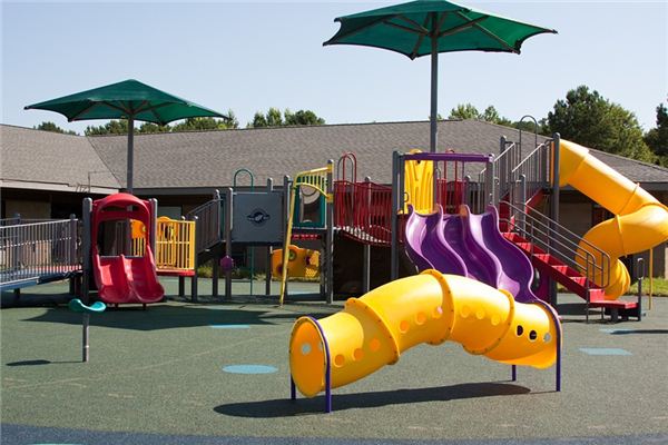 梦见游乐场是什么意思 梦见游乐场是什么意思