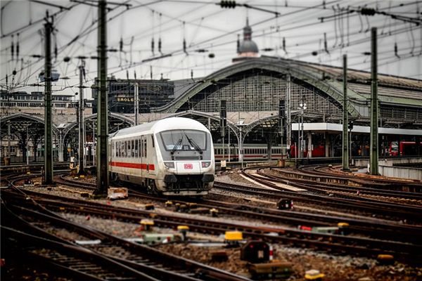 梦见火车站是什么意思 梦见火车站是什么意思